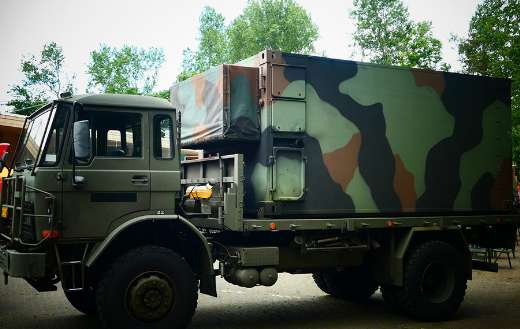 Army vehicle image online