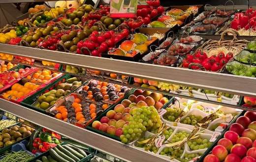 Vegetable fruits store 1