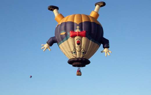 Humpty dumpty hot air balloon