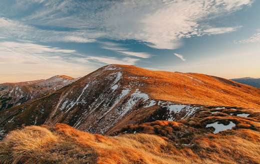 Mountain autumn looks puzzle