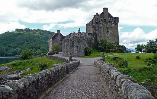 Eilean donan castle Scotland Masonry online