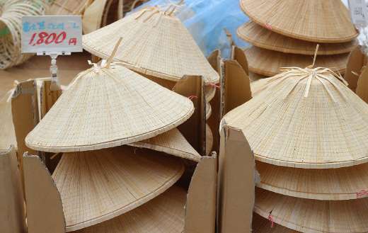 Natural hats design puzzle