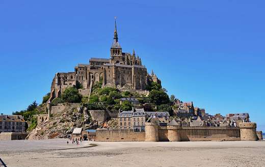 Mont saint Michel Abbey island