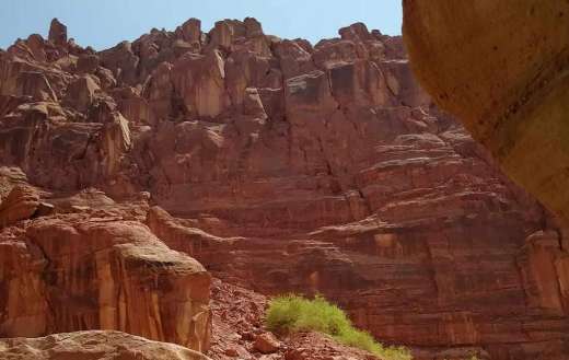 Rosy rock formation puzzle