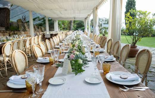 Celebration time wedding table arrangement