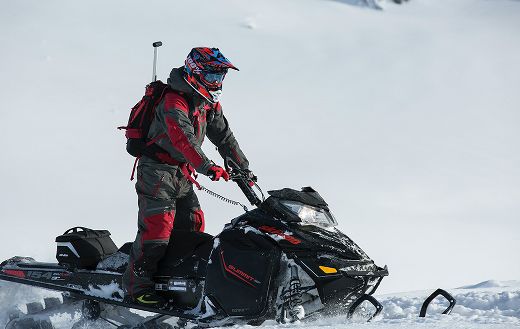 Snow mobile online