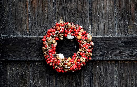 Red and brown fruits wreath