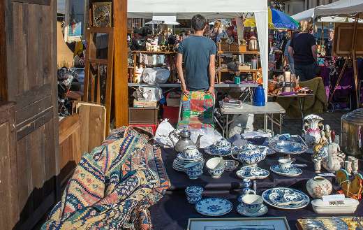 Flea market online