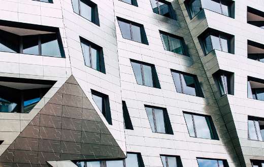 Building in white puzzle