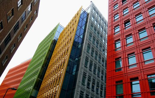 Colorful building puzzle
