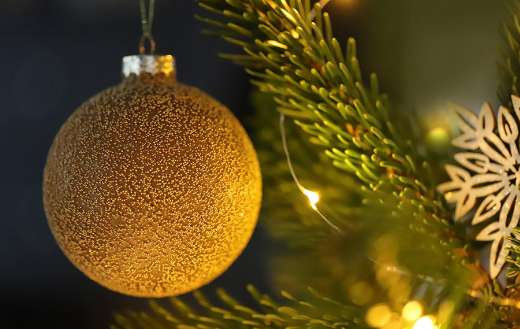 Yellow glittered ball