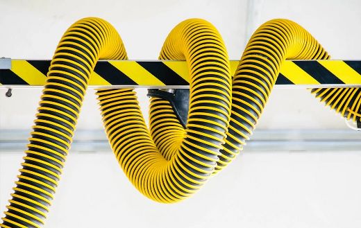 Black yellow spiral puzzle