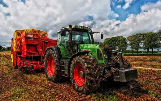 Tractor rural farm puzzle