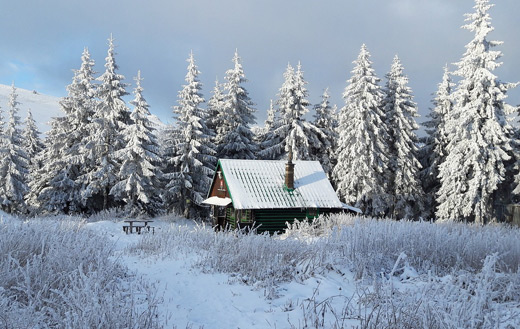 Snowy country chalet jigsaw puzzle