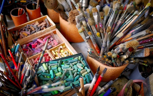 Brush chalk colors puzzle