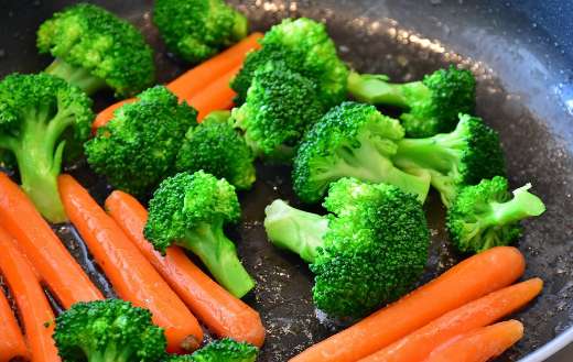 Broccoli carrots vegetables