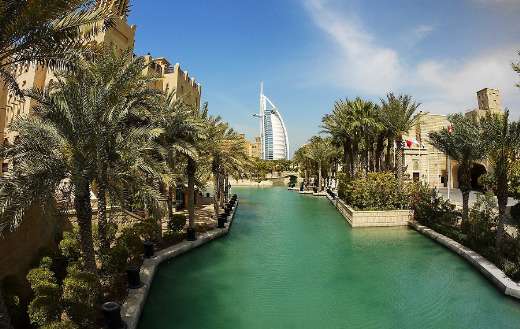 Dubai desert Al Arab