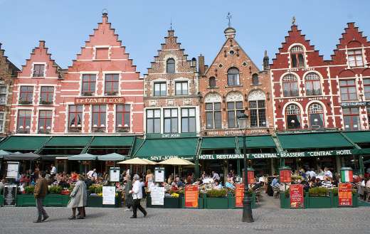 Horizontal plane city street online