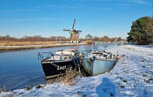 Cold winter boats puzzle