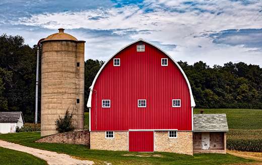Wisconsin red barn online