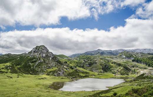 Lake Ercina Asturias mountains online