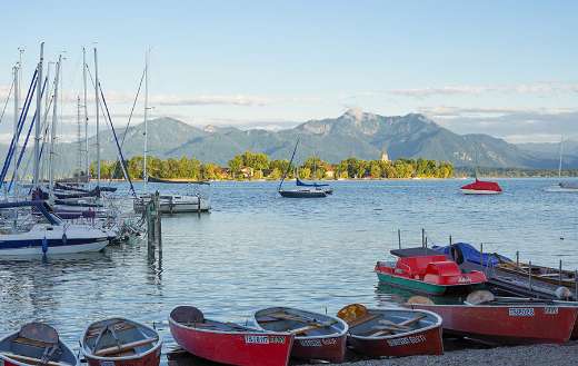 Port island lake boats mountain