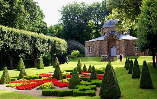 Park pavillion garden felsengarten