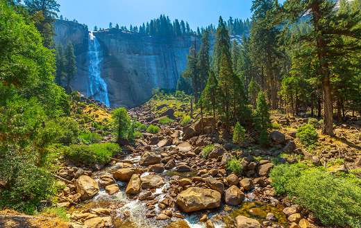 Bottomview Nevada waterfall puzzle