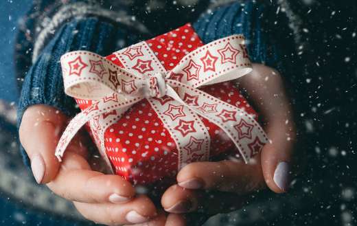 Christmas gift given online