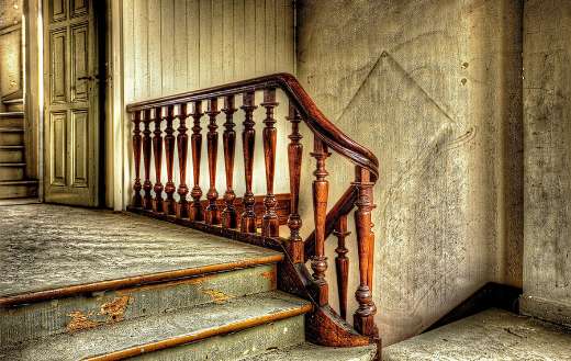 Decay stairs building online