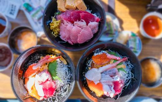 Fresh seafood rice bowl online