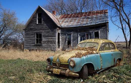 Scrap car empty house puzzle
