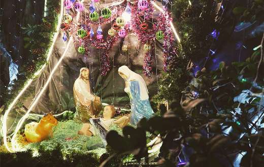 Nativity scene online