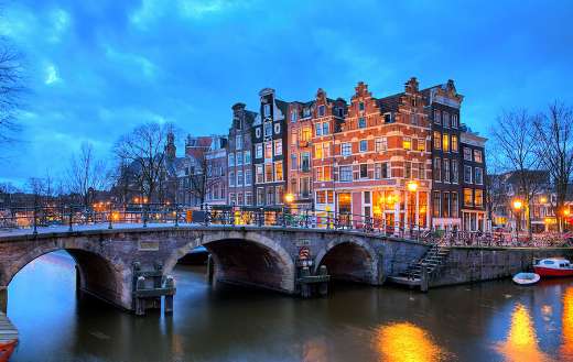 Evening Amsterdam online