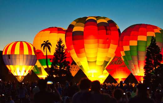 Evening with hot air balloons
