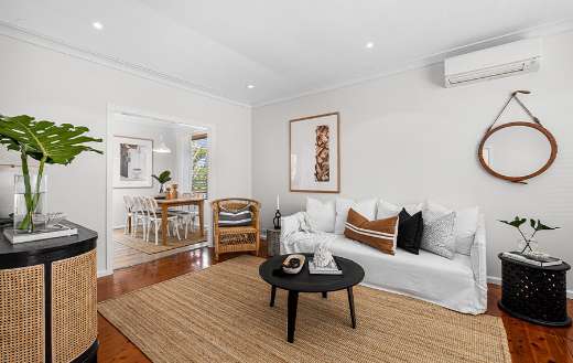 Beautiful living room online