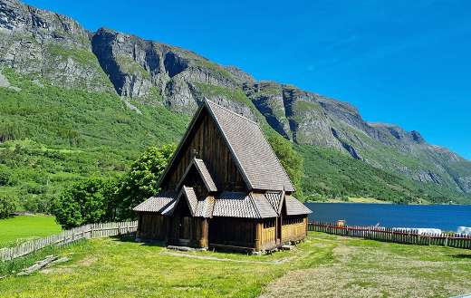 Øye Stave church puzzle