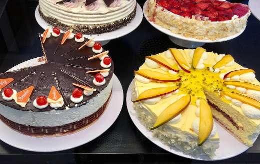 Yummy cake pastries online