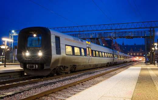 Railroad station platforms