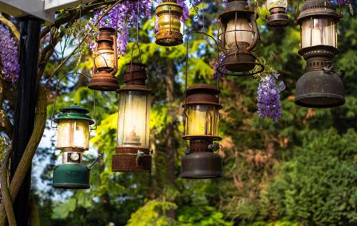 Romantic candle lanterns