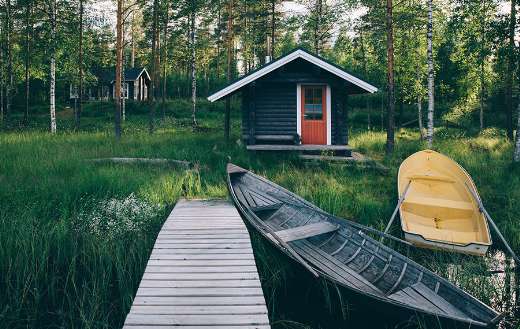 Small cottage in water online