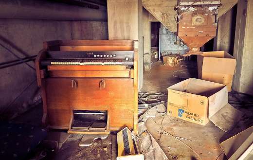 Cellar old basement stuff