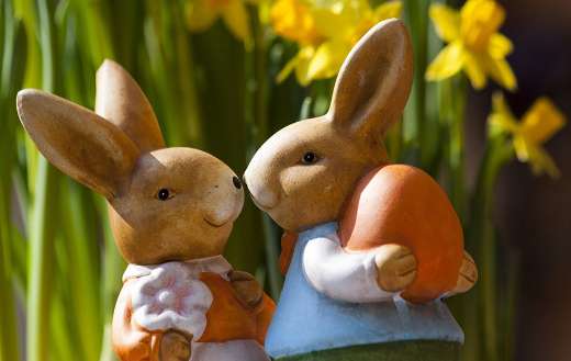 Easter bunny figurines