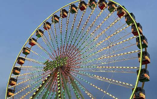 Industrial fair ferris wheel
