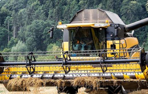 Harvester combination machine