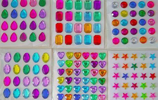 Rhinestones art fashion use