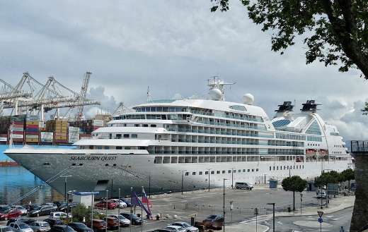Seabourn quest ship