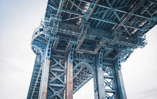 Bridge architecture making imposing