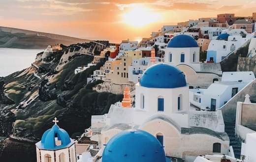 Greece white houses Oia Santorini
