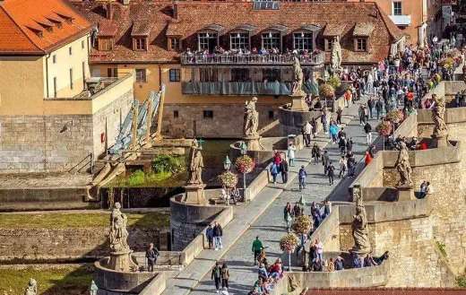 Alte Mainbrucke 97070 Wurzburg Germany